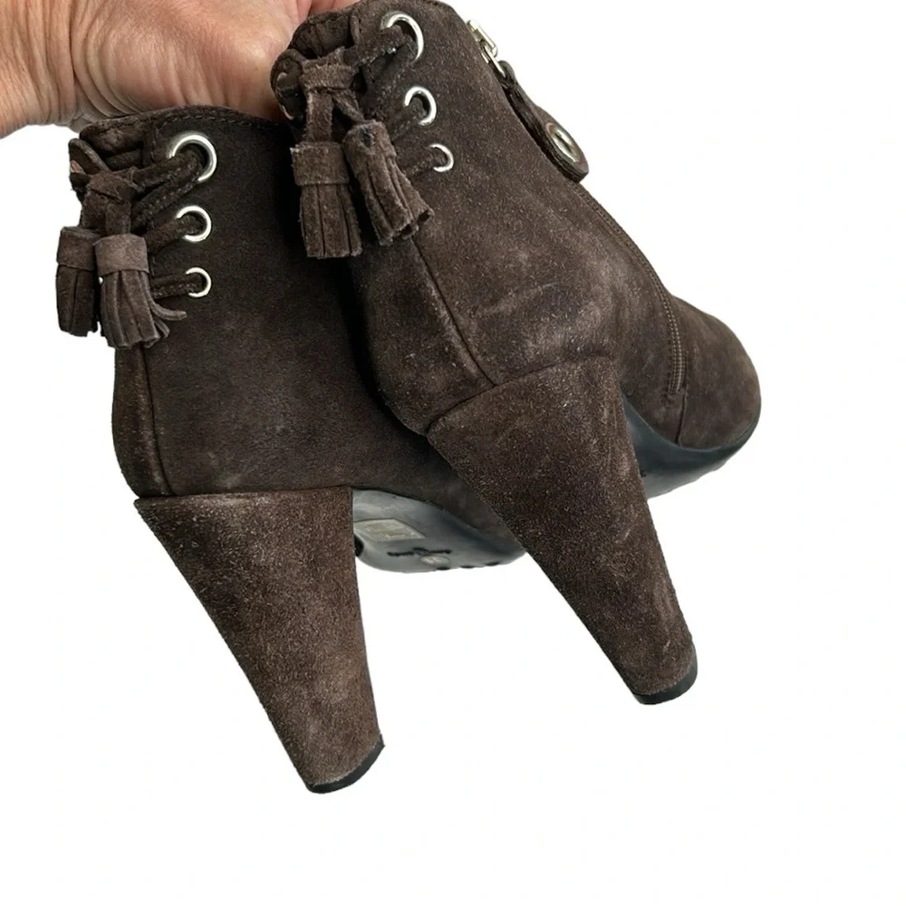 Prada The Original Car Shoe Gray Suede Booties‎ Tassels 39/8-8.5